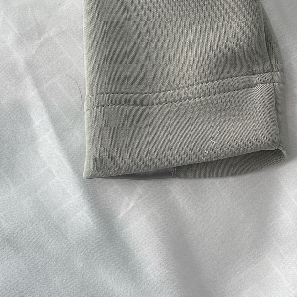 Club Monaco Sweater - Picture 3 of 9